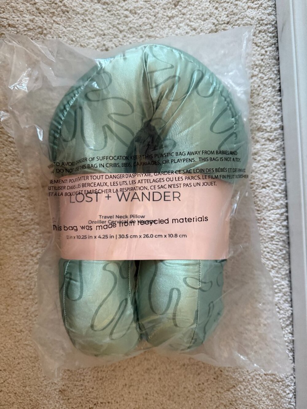 Lost + Wander Frequent Flyer Travel Pillow Brand New